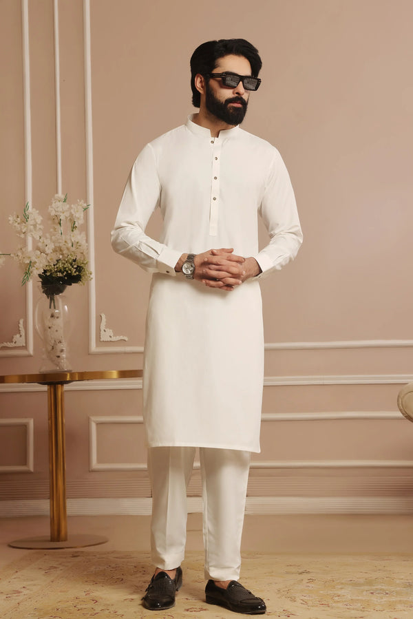 Off White Kurta Pajama – Reliving tradition