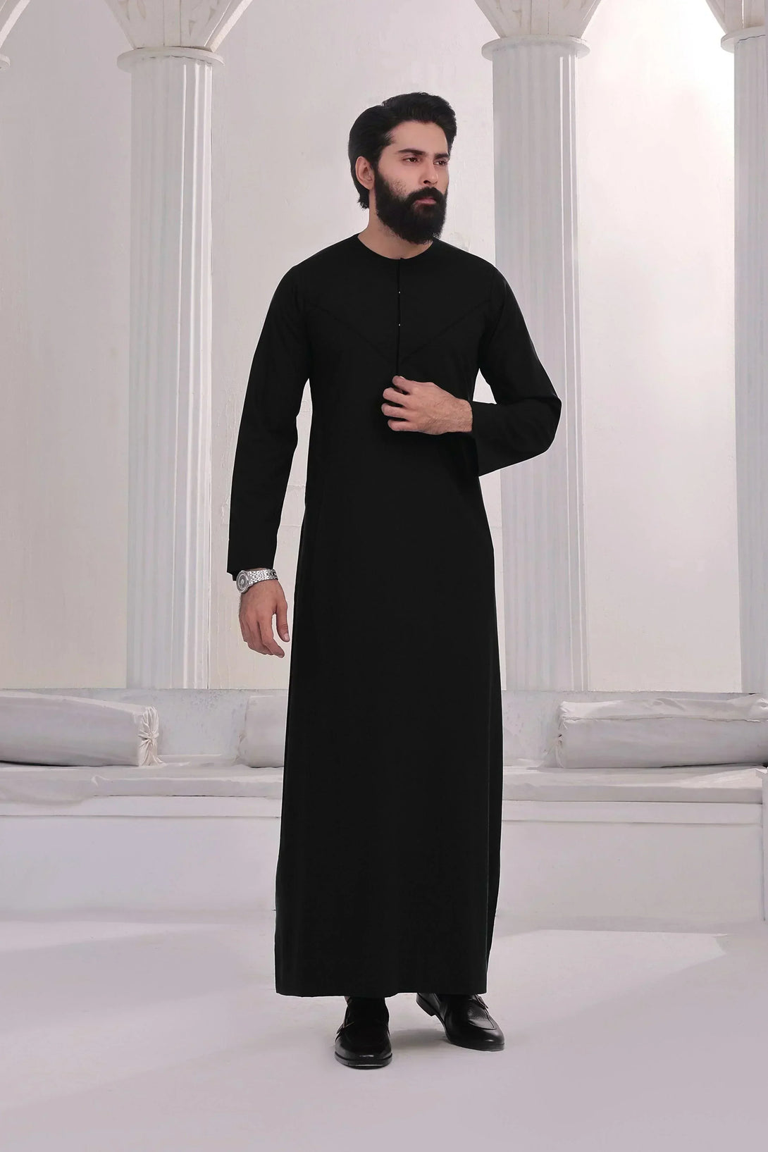 Thobe Rack Premium Black Emirati Thobe | Premium Thobes for Men | AinSunnah ...